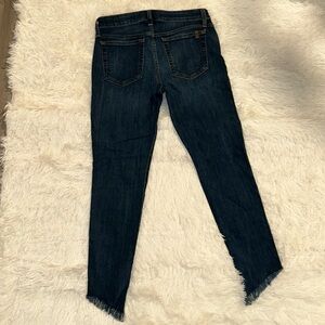 Size 27 Joes Distressed Bottom Skinny Jeans. Like New